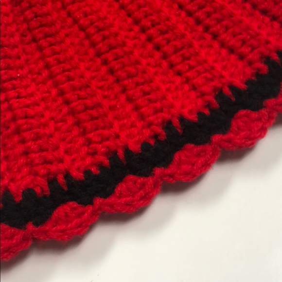 Red & black lady’s winter beanie hats handmade - Picture 2 of 3